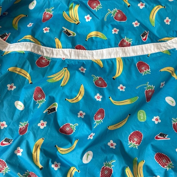 Nike Blue Fruit Print Windbreaker Jacket - Picture 7 of 8
